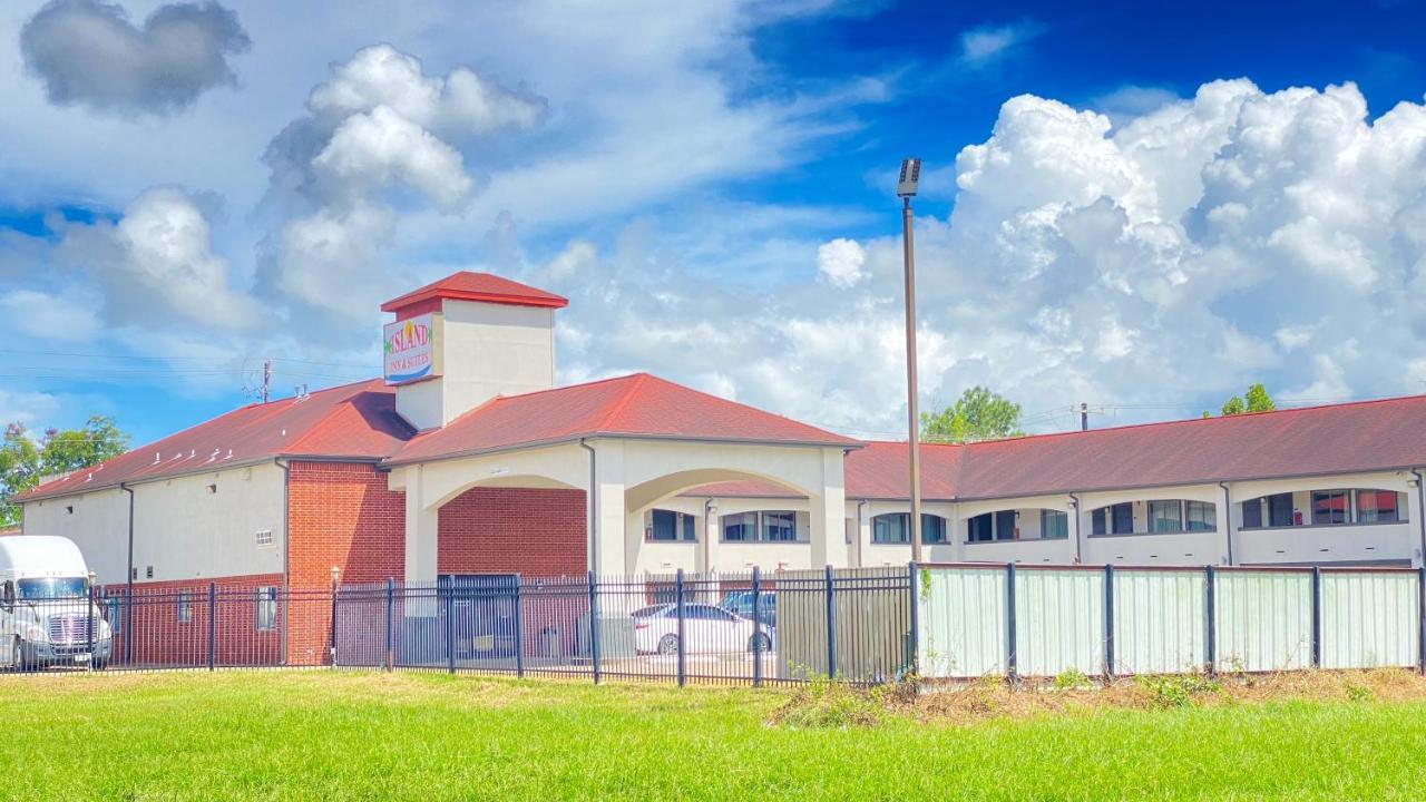 Island Suites Bay City Exterior photo